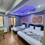 Mitra Downtown فندق 3*