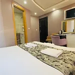 Mitra Downtown 3*