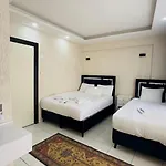 Mitra Downtown فندق 3*