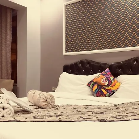Mitra Downtown 3*