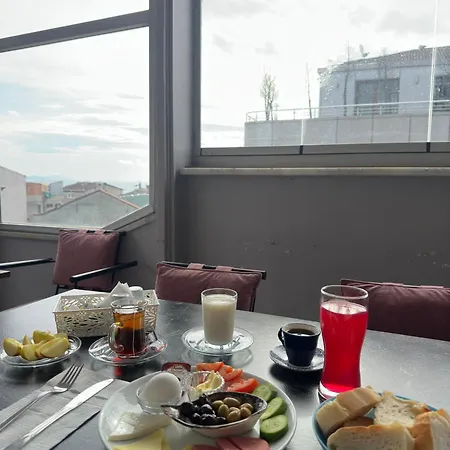 Hotel Mitra Downtown 3*