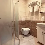 Mitra Downtown Szálloda 3*