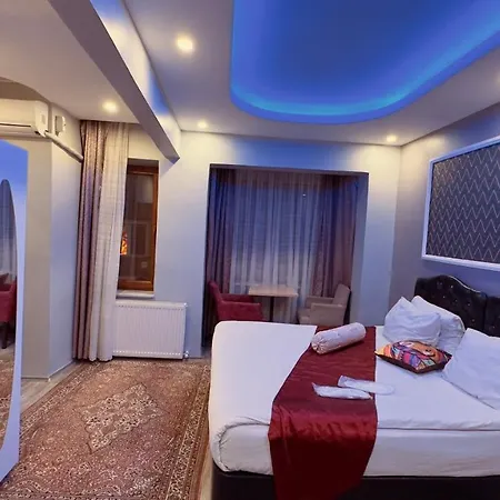 Mitra Downtown 3*