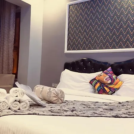 Hotel Mitra Downtown 3*